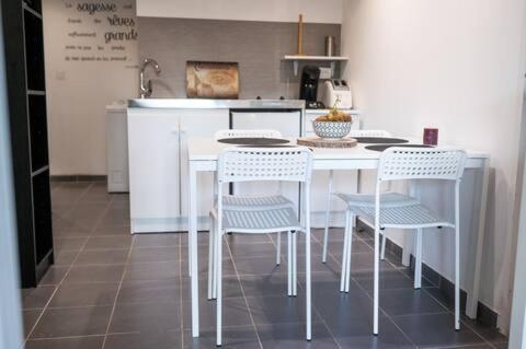 Appartement Le Jutini Caunes-Minervois Экстерьер фото