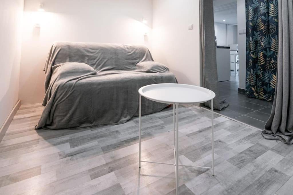 Appartement Le Jutini Caunes-Minervois Экстерьер фото