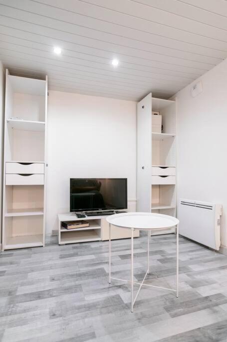 Appartement Le Jutini Caunes-Minervois Экстерьер фото