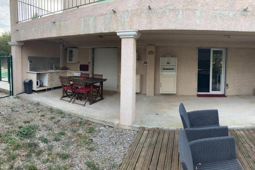 Appartement Le Jutini Caunes-Minervois Экстерьер фото
