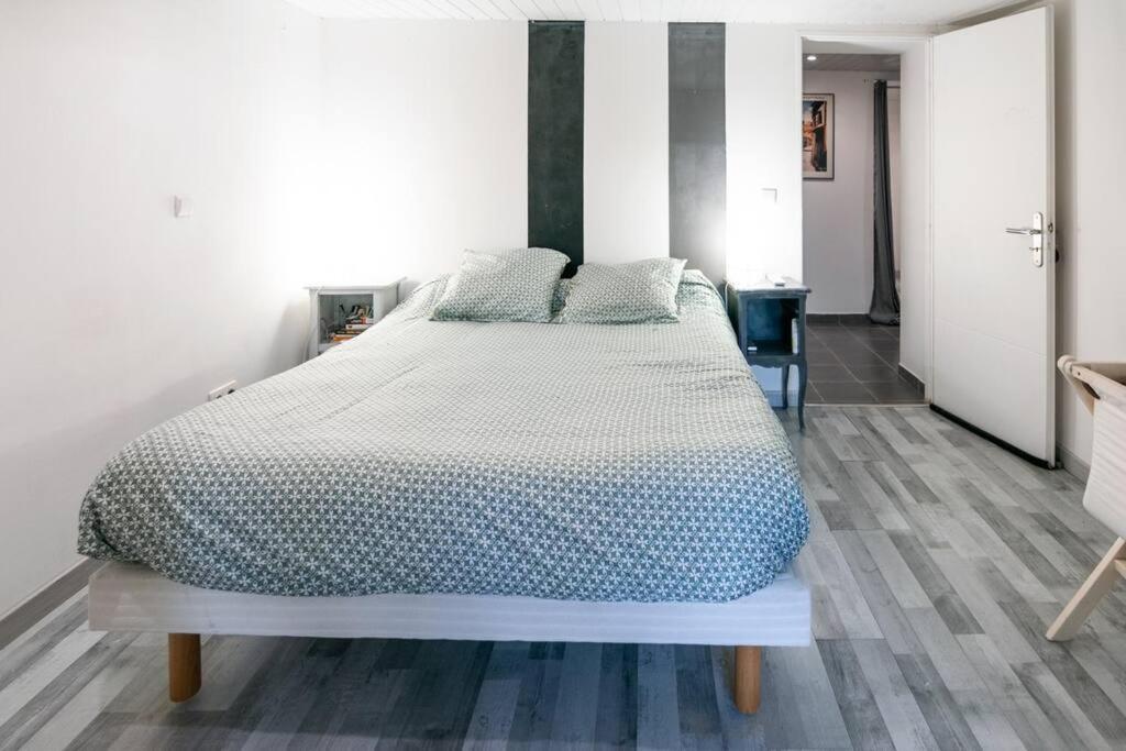 Appartement Le Jutini Caunes-Minervois Экстерьер фото